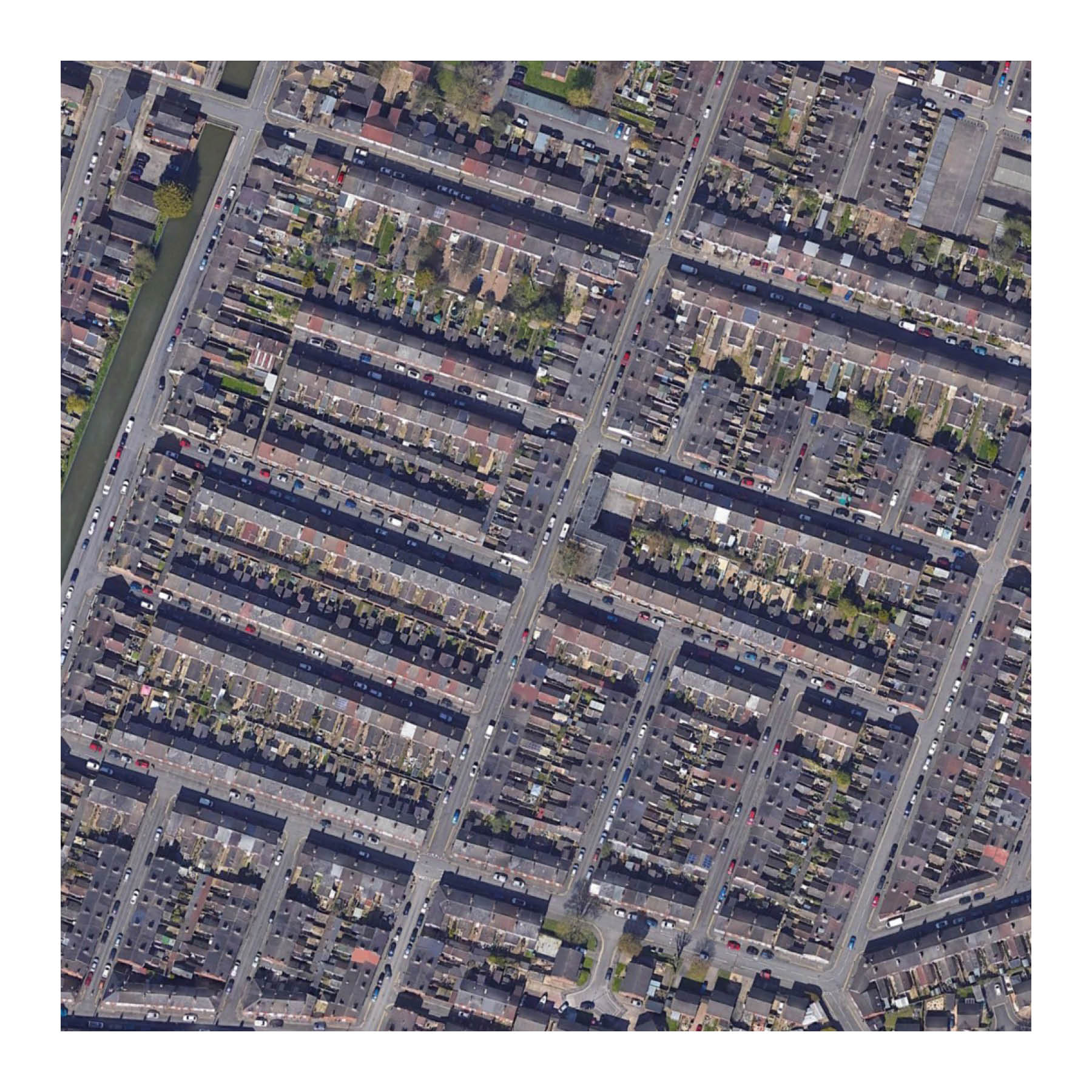 Traditional street patterns in Lincoln, showing well defined blocks with private rear gardens and public streets. (Imagery © 2026 Airbus, Maxar Technologies; Map data © 2026 Google).