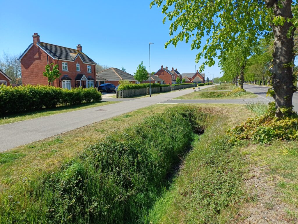 Woodhall Spa shared footway/cycleway