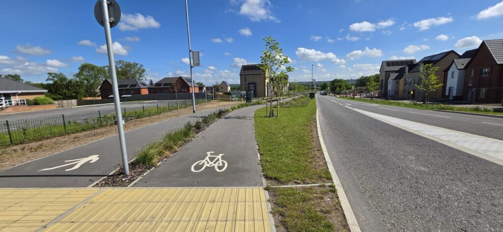 Lincoln, segregated footway/cycleway